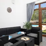 Three-bedroom In Divsici Semesterbostad Marčana