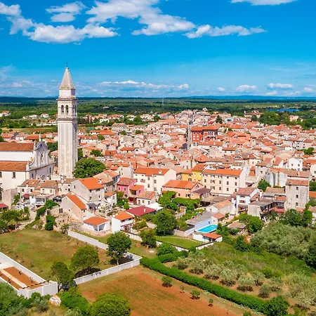 Three-bedroom In Marčana